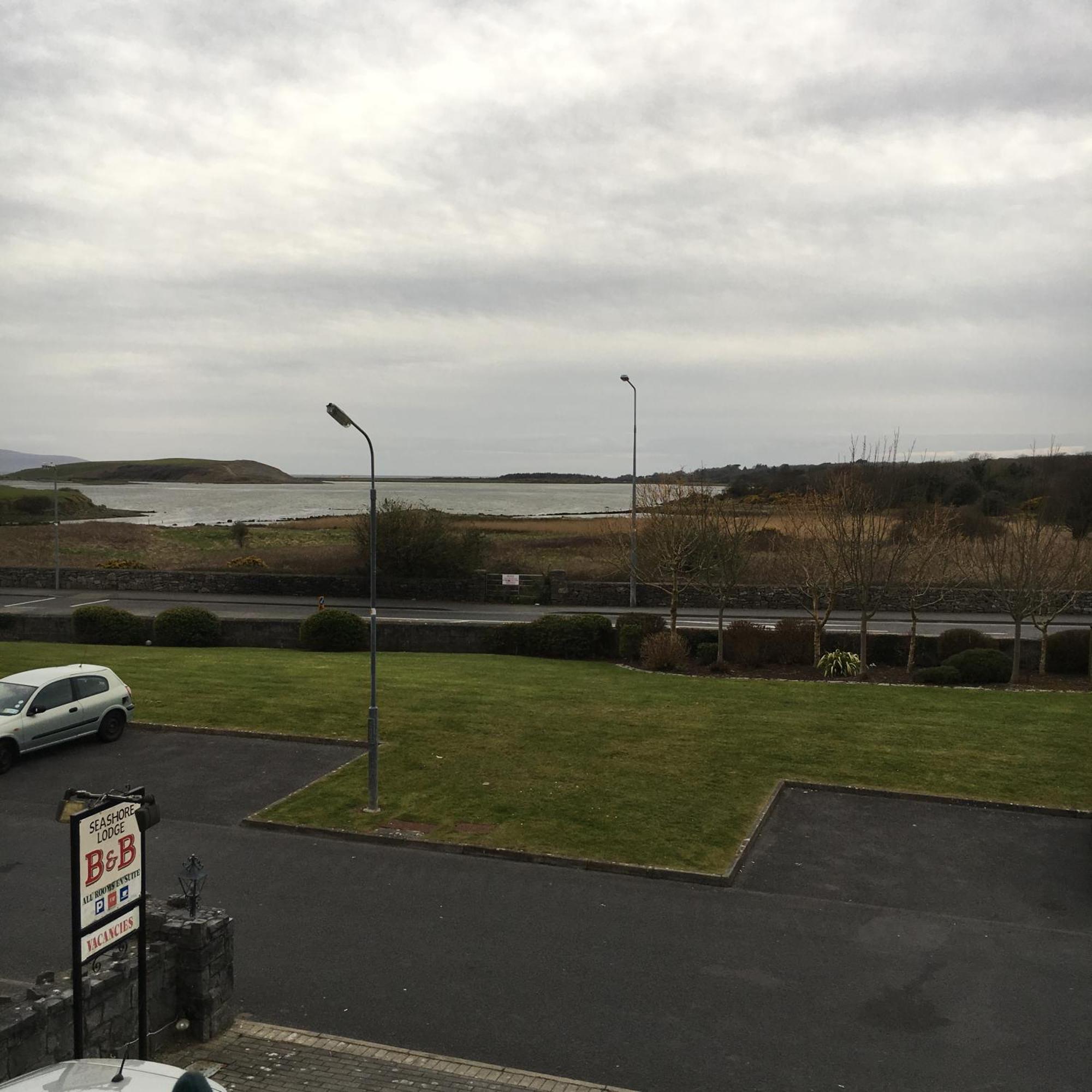 Seashore Lodge Guesthouse Galway Zewnętrze zdjęcie